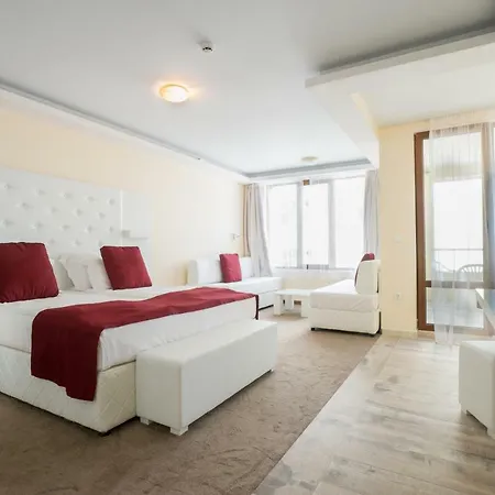 Perla Luxury Hotel