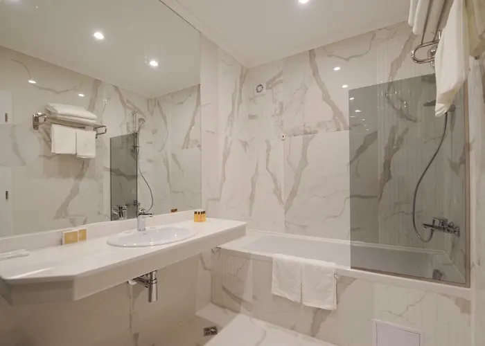 ホテル Perla Luxury 5*