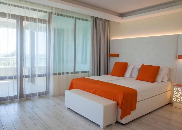 Perla Luxury מלון