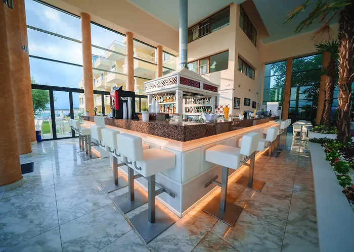 Perla Luxury מלון פרימורסקו