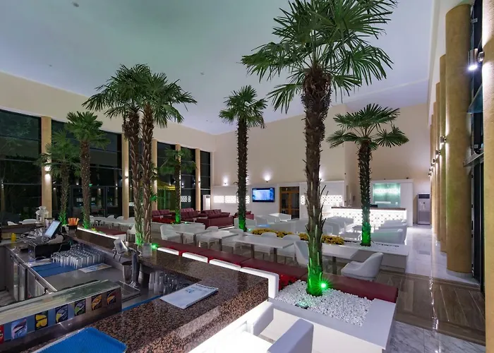 מלון Perla Luxury